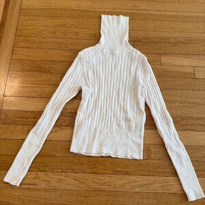 ZARA White Turtleneck Ribbed Sweater (M)